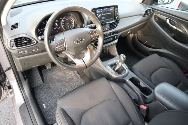 HYUNDAI i30 TREND PLUS / SITZHEIZ/MET/TEMPOMAT/KLIMA... – Bild 7