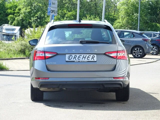 SKODA Superb Combi 2.0 TDI Ambition Navi/LED/Kamera – Bild 5