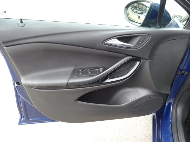 OPEL Astra 1.2 Turbo Elegance Kamera/LED/Klima/LM NSW – Bild 8