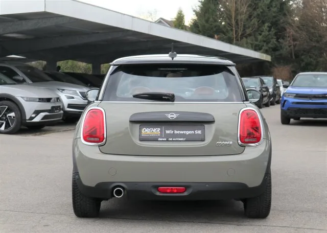 MINI Cooper 1.5 Navi/Autom./Klima – Bild 6