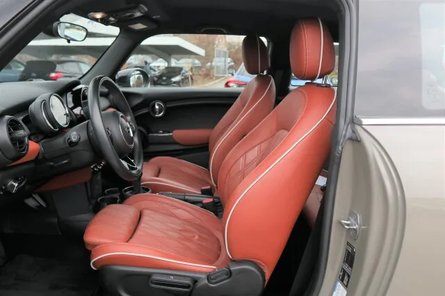 MINI Cooper 1.5 Navi/Autom./Klima – Bild 7