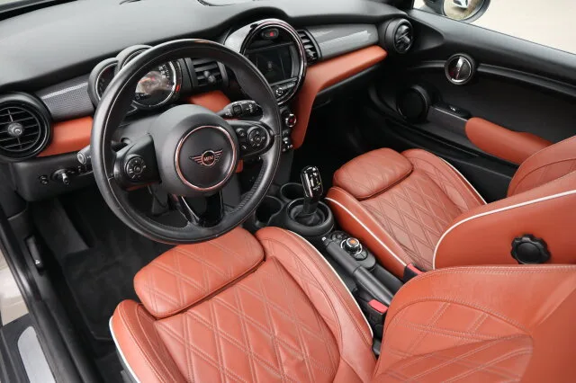 MINI Cooper 1.5 Navi/Autom./Klima – Bild 8