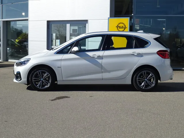 BMW 2er Active Tourer - 220i Sport Line Navi/Autom. – Bild 3