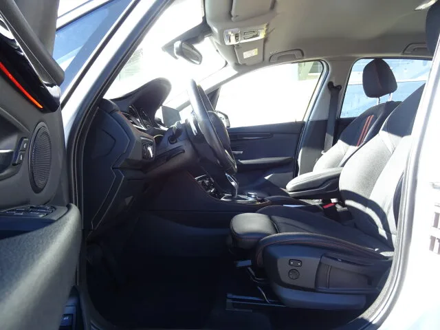 BMW 2er Active Tourer - 220i Sport Line Navi/Autom. – Bild 7
