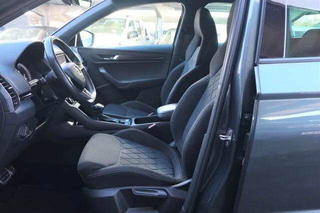 SKODA Karoq 2.0 TSI Sportline 4x4 Navi/Autom./Klima/BC – Bild 7