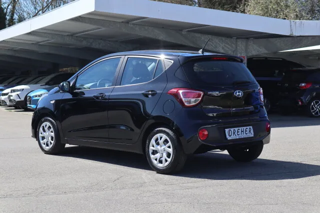HYUNDAI i10 TREND PLUS / KLIMA/SITZHEIZ/PDC / BC / MET. – Bild 5