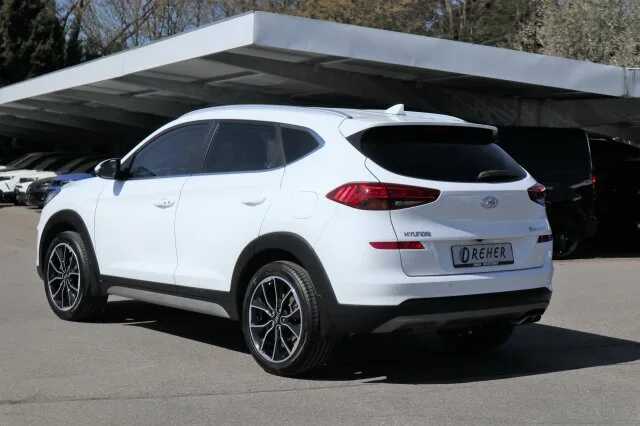 HYUNDAI Tucson 1.6 Advantage 2WD Navi/Klima/BC/eFH. NSW – Bild 5