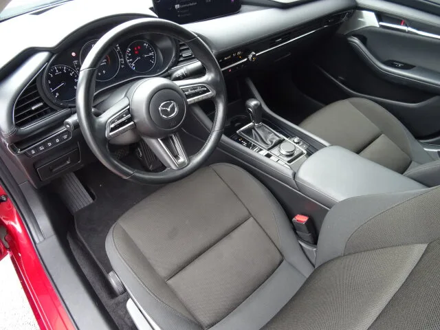 MAZDA 3 SKYACTIV-X M-Hybrid Navi/Autom./Klima/Kamera – Bild 8