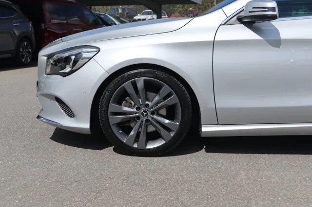 MERCEDES-BENZ CLA 200 Shooting Brake Urban Navi/Autom./Klima – Bild 3