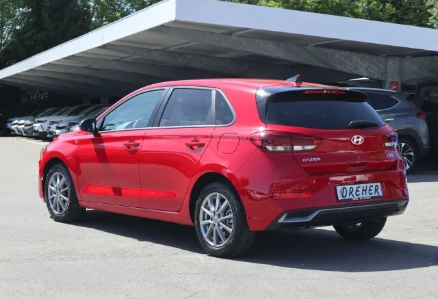 HYUNDAI i30 1.5 T-GDI Advantage Mild-Hybrid LED/Kamera – Bild 5