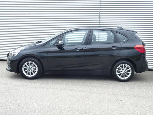BMW 218 Active Tourer Automatik Navigation, nur 41.000 km !!! – Bild 3