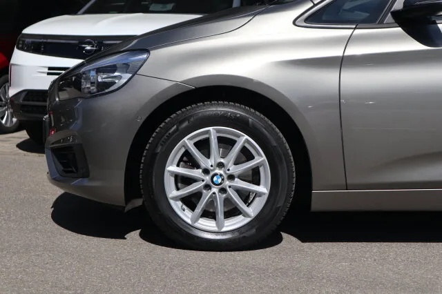 BMW 218 Active Tourer 218d Advantage Klima/Park-Assist./BC MF-Lenkrad – Bild 3
