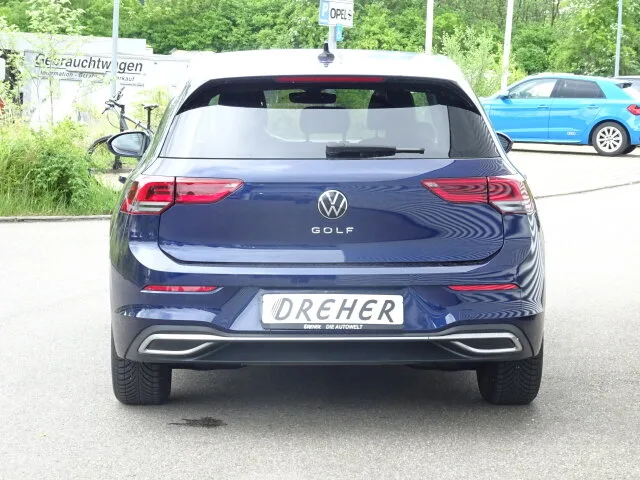 VW Golf VIII 1.5 TSI Active Navi/Klima/LED Sitzhzg. – Bild 4