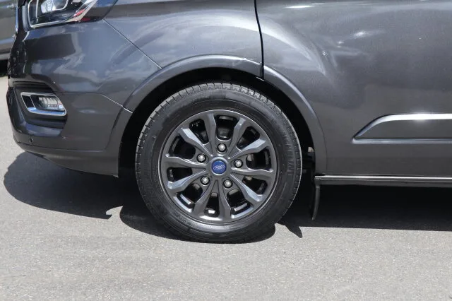 FORD Ford Tourneo Custom Titanium X 8S AHK Navi Kamera – Bild 4