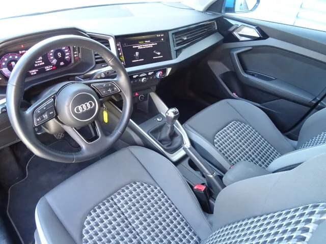 AUDI A1 30 Sportback 1,0 TFSI S LINE Klima/LED/PDC – Bild 8
