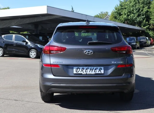 HYUNDAI Tucson 1.6 Advantage 2WD Navi/Klima/PDC/eFH./LM – Bild 6