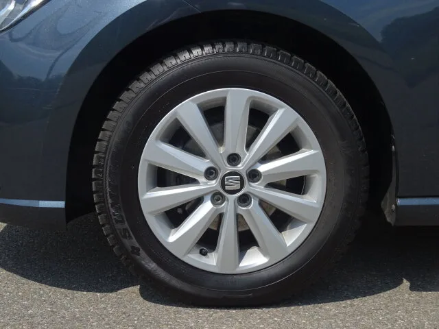 SEAT Ibiza 1.0 TSI Style Navi/Klima/Sitzhzg./DAB/LM – Bild 6