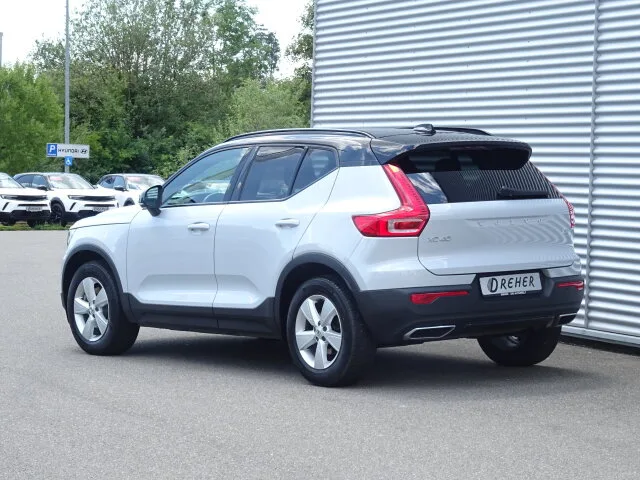 VOLVO XC40 XC 40 T4 2WD R-Design Navi/Autom./Kamera/PDC/LM – Bild 4