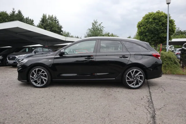 HYUNDAI i30 N-Line Kombi Navi/Pano.-Dach/Autom. N Line – Bild 4