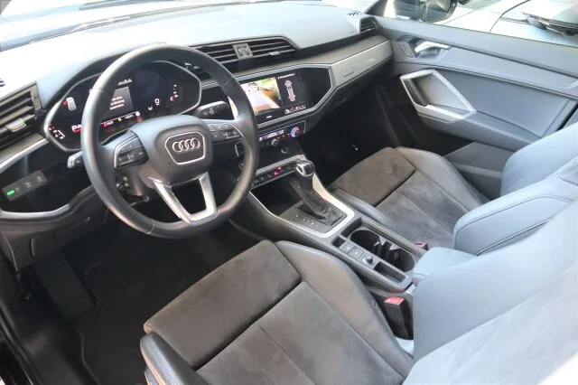AUDI Q3 40 2.0 TFSI quattro advanced Autom./Kamera – Bild 7