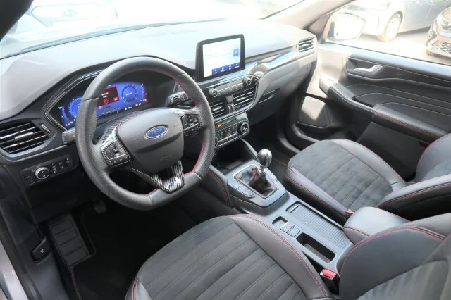 FORD Kuga 1.5 EcoBoost ST-Line X Navi/Klima/LED/BC – Bild 7