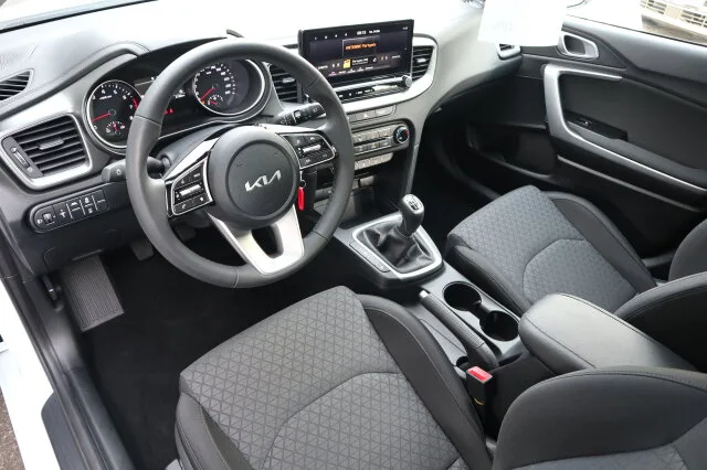 KIA cee'd / Ceed Ceed /TOP AUSST / WENIG KM ! / STARKER MOTOR – Bild 8