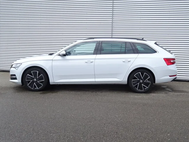 SKODA Superb Combi 2.0 TDI DSG AHK nur 25tkm Ambition Autom. – Bild 3