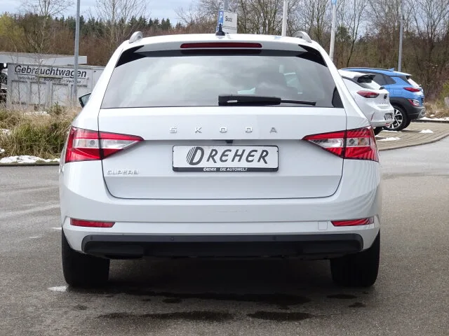 SKODA Superb Combi 2.0 TDI DSG AHK nur 25tkm Ambition Autom. – Bild 5