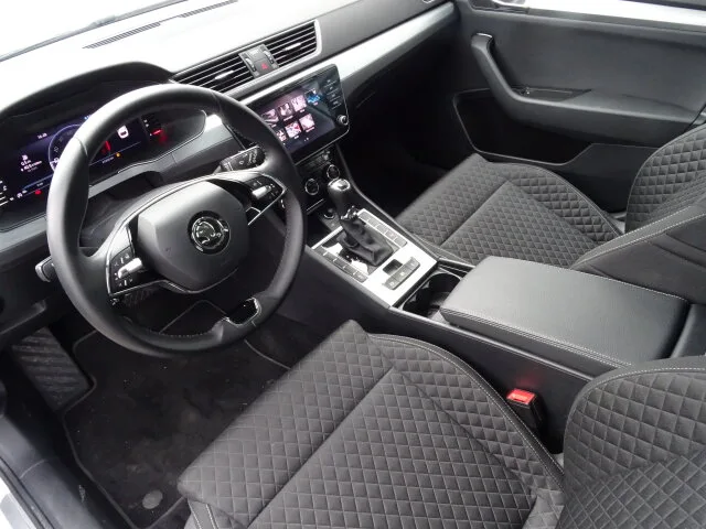 SKODA Superb Combi 2.0 TDI DSG AHK nur 25tkm Ambition Autom. – Bild 8