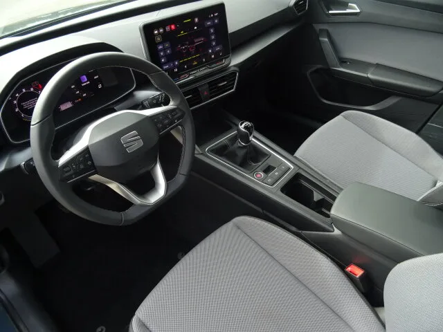 SEAT Leon Style 1.5 TSI Kamera/LED/LM/PDC Keyless Go – Bild 8
