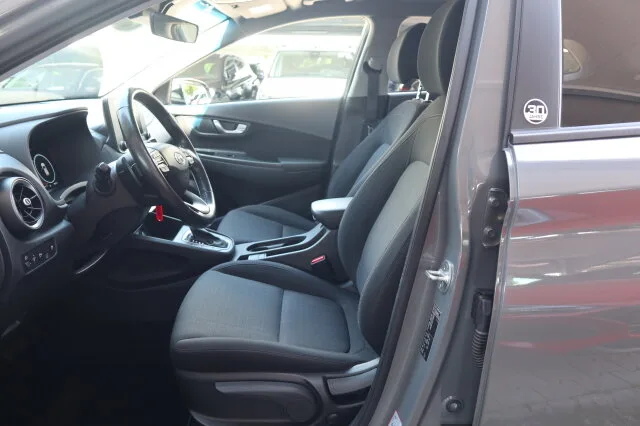 HYUNDAI Kona 1.6 GDI Ed. 30 Hybrid 2WD Autom./Kamera/LM – Bild 8