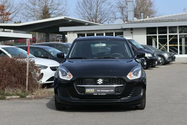 SUZUKI Swift CLUB HYBRID / 1 Hand / sparsam / wenig km – Bild 6
