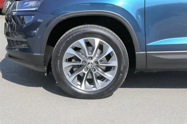 SKODA Karoq 1.5 TSI ACT Clever Navi/Klima Autom./LED – Bild 3