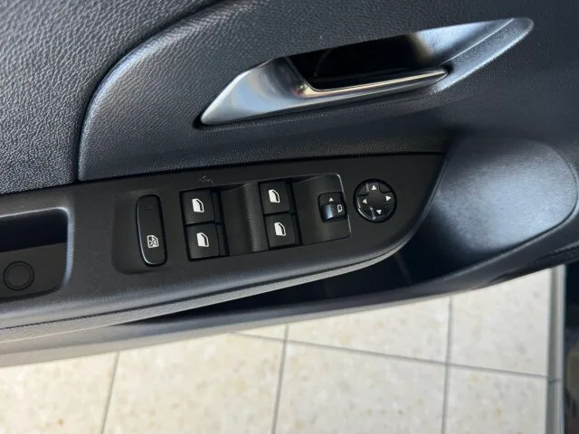 OPEL Corsa F GS LINE TOP / RÜ-KAM/SITZ+LENKRADHEIZ. – Bild 8