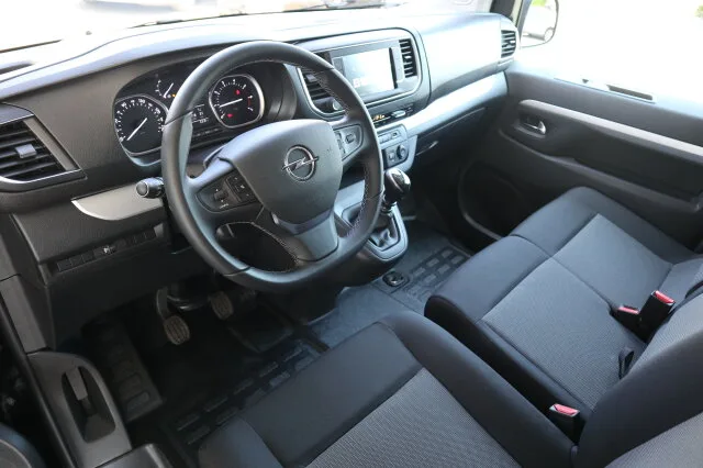 OPEL Vivaro 1.5 D Edition M (L2) Klima/Navi/PDC – Bild 7