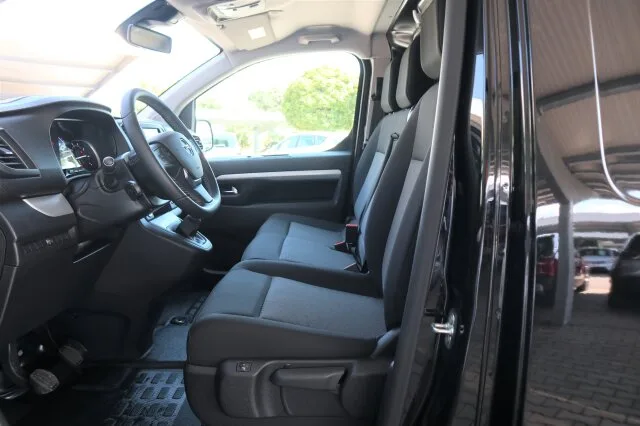 OPEL Vivaro 1.5 D Edition M (L2) Klima/Navi/PDC – Bild 8