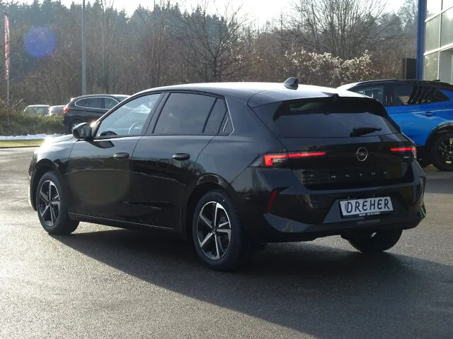 OPEL Astra Edition/Sitzheizung/Kom.-Pak/RÜ-KAM LED – Bild 4