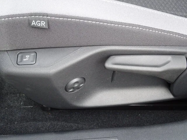 OPEL Astra Edition/Sitzheizung/Kom.-Pak/RÜ-KAM LED – Bild 8