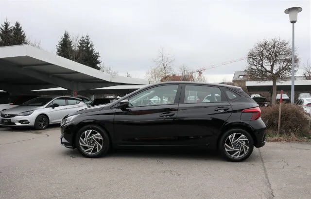 HYUNDAI i20 Trend – Bild 4