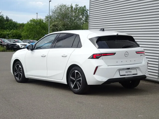 OPEL Astra Edition/Sitzheizung/Kom.-Pak/RÜ-KAM LED – Bild 4