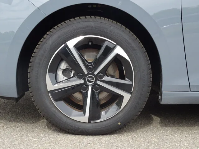 OPEL Astra Edition/Sitzheizung/Kom.-Pak/RÜ-KAM LED – Bild 6