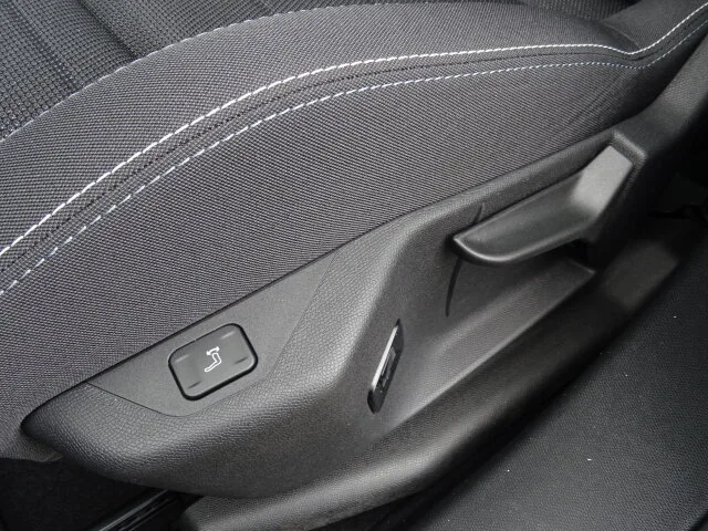 OPEL Grandland Edition Hybrid Komf.Paket Navi/Autom. – Bild 8