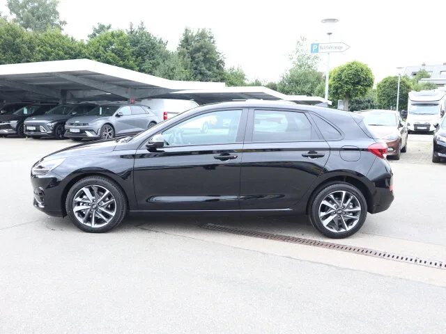 HYUNDAI i30 FL 5-Türer 1.5 T-GDI 7-DCT 140 PS ADVANTAGE – Bild 4