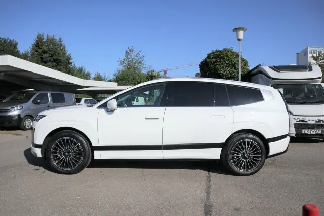 HYUNDAI IONIQ 9 UNIQ 4WD 6-Sitzer Pano – Bild 4