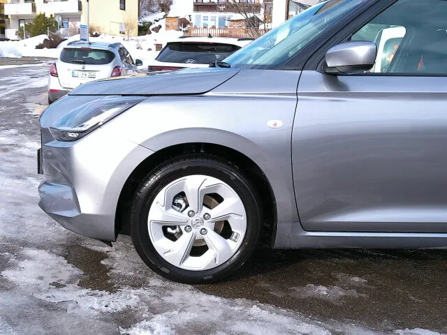 SUZUKI Swift COMFORT TOP-DEAL/NAVI/ACC/Rü-KAM/MET/uvm. – Bild 7