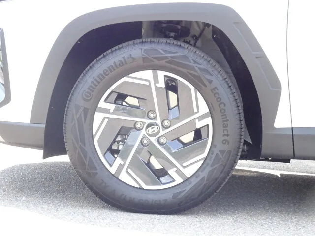 HYUNDAI Tucson Select 2WD Rückfahrkamera, Navigation – Bild 6