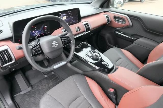SUZUKI Vitara-e Elektro / ALLRAD / COMFORT PLUS /EXTRAS – Bild 8