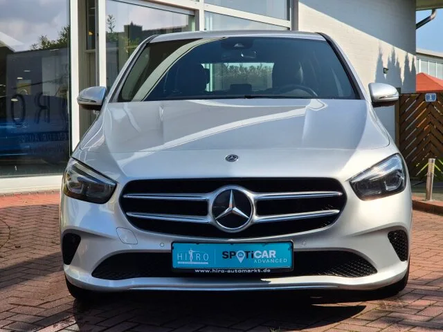 MERCEDES-BENZ B 180 Progressive Navi/Keyless Go Startanlage – Bild 2