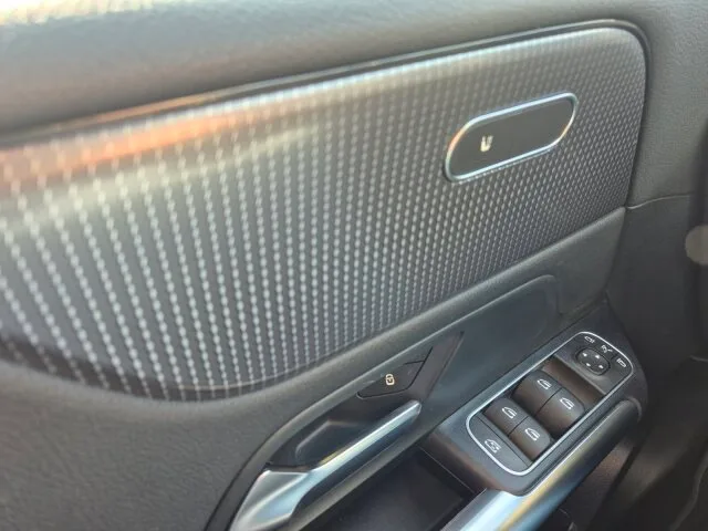 MERCEDES-BENZ B 180 Progressive Navi/Keyless Go Startanlage – Bild 8