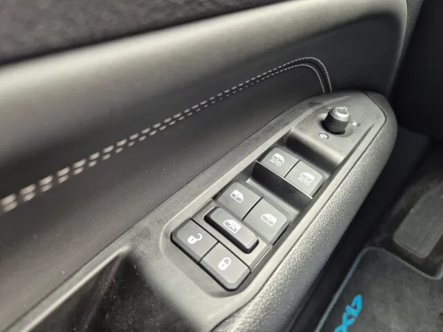 JEEP Compass PlugIn Hybrid Autom./Klima/LED/Dachrel. – Bild 8